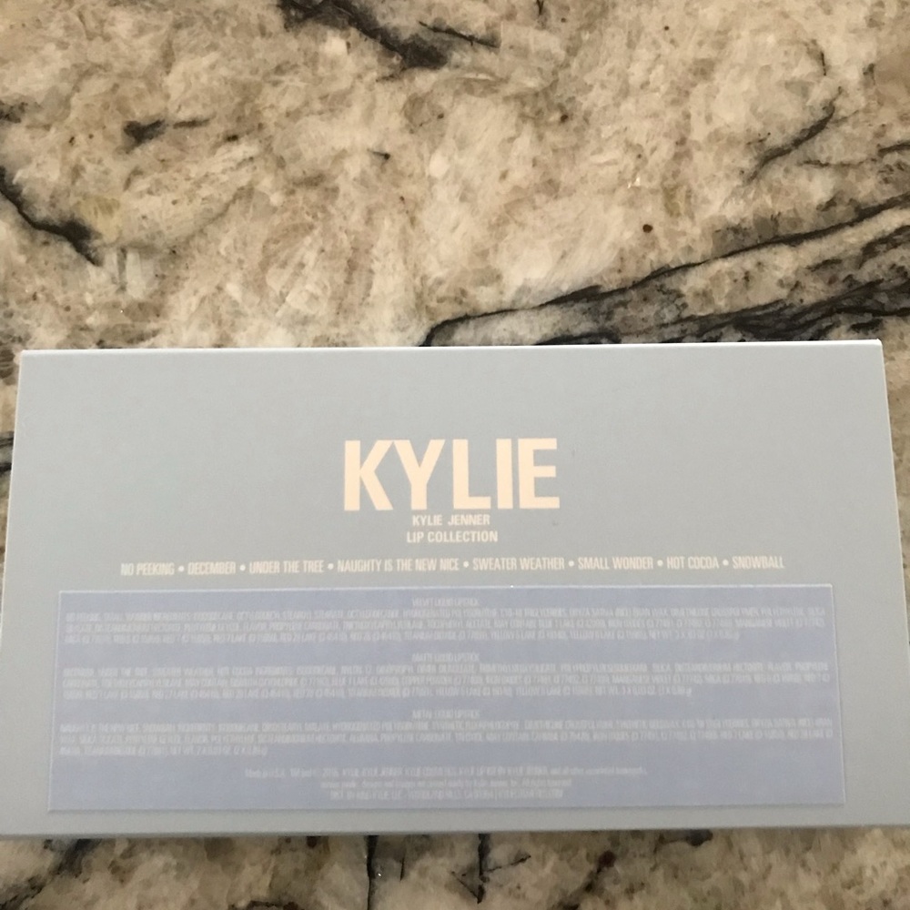 NWT Kylie ❄️LIMITED EDITION❄️ Holiday Mini - Picture 2 of 5